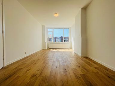 74m2 apartment to rent for 1142€/month in Zegveldstraat 11, The Hague