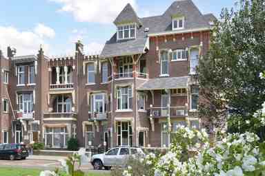 apartment de 125m2 à louer pour 3000€/mois à Statenplein 1A, The Hague
