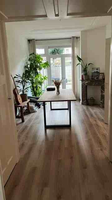 72m2 apartment to rent for 1100€/month in Bennekomstraat, The Hague