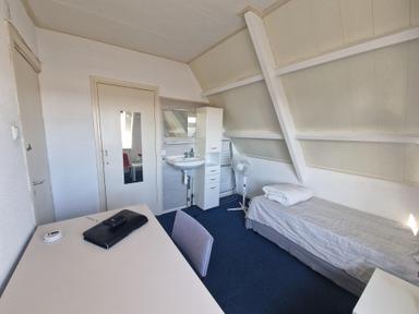 10m2 room to rent for 395€/month in Grote Kerkstraat, Hoogeveen