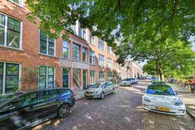 apartment di 105m2 in affitto a 1995€/mese a Valkenboskade, The Hague