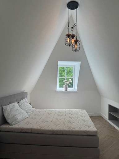 83m2 apartment to rent for 2350€/month in Markt 54, Vlaardingen