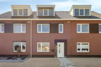 132m2 house to rent for 1500€/month in Frank van Borselenstraat 1, Sint-Maartensdijk