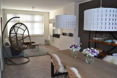 house de 142m2 à louer pour 2250€/mois à Piusstraat, Tilburg
