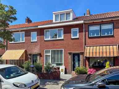 house di 102m2 in affitto a 2275€/mese a Celsiusstraat, IJmuiden