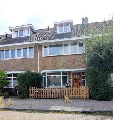 house di 108m2 in affitto a 2760€/mese a Jan Luykenstraat 7, Utrecht