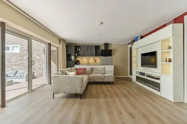 58m2 apartment in affitto per 1625€/mese a Merwestraat 59, Sliedrecht