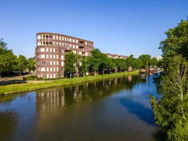 153m2 apartment to rent for 2071€/month in Meentwal, Nieuwegein