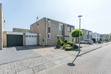 110m2 house in affitto per 1250€/mese a Olof Palmestraat 5, Heerlen