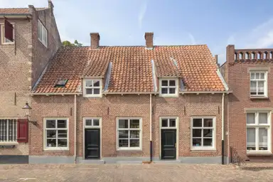 222m2 house to rent for 2500€/month in Hoogstraat 13, Heusden