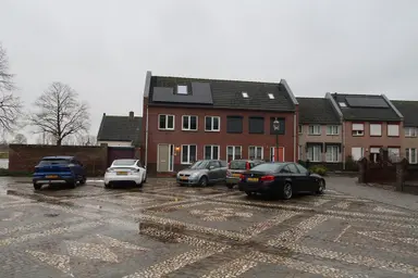 98m2 house to rent for 1300€/month in Kerkplein 8, Grathem