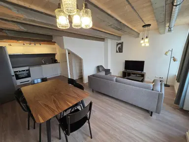 90m2 apartment to rent for 1750€/month in Westhavenkade, Vlaardingen