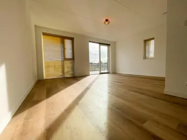 111m2 house to rent for 2350€/month in Onderlangs, Lelystad