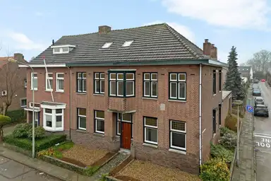 228m2 house in affitto per 2475€/mese a Julianastraat 14, Maastricht