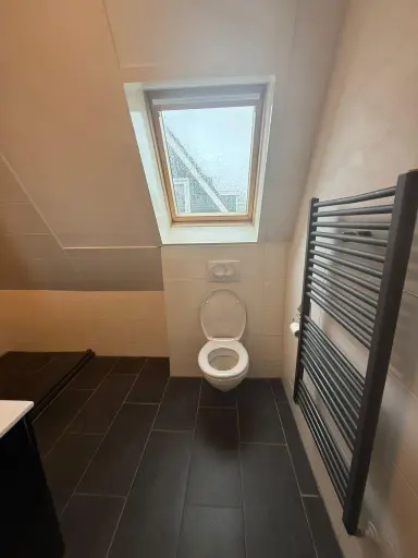 100m2 house à louer pour 1200€/mois à Brédyk 101, Goutum