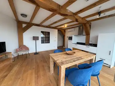 70m2 apartment to rent for 1875€/month in Veerdijk 57, Wormer