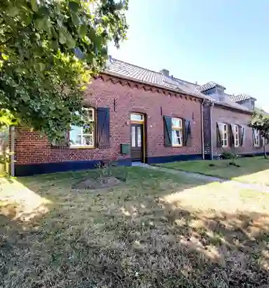 180m2 house to rent for 2345€/month in Spik 7, Roermond