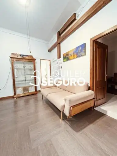 80μ² apartment προς ενοικίαση για 600€/μήνα σε Moerbeistraat 30, Gouda