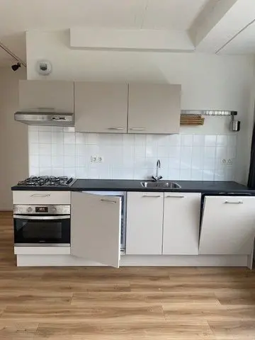40m2 apartment zur Miete für 947€/Monat in Kadelaan 10K, Zoetermeer