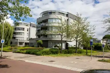 130μ² apartment προς ενοικίαση για 2250€/μήνα σε Oostsingel, Delft