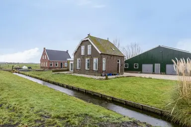 121m2 house to rent for 2450€/month in Nieuwkoopseweg, Aarlanderveen