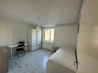 12m2 room to rent for 1100€/month in Botenmakersstraat, Zaandam