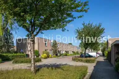 98m2 house to rent for 1385€/month in Saturnusgeel, Zoetermeer