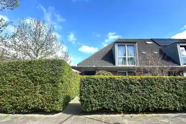 190m2 house to rent for 3750€/month in Van Hasseltlaan 4, Hilversum