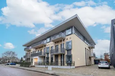 80m2 apartment to rent for 1350€/month in Eindhovenseweg, Best