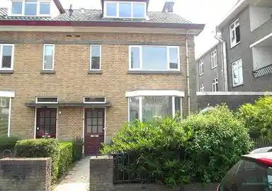 117m2 house to rent for 2300€/month in Ternatestraat 2, Delft