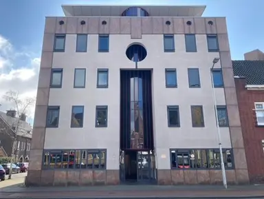 54m2 apartment to rent for 1060€/month in Stationsplein 13, Roosendaal