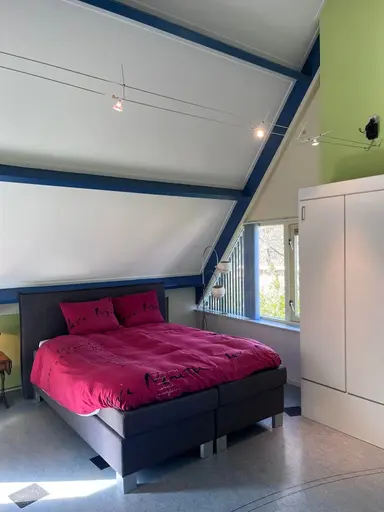 273m2 house to rent for 4200€/month in Kreekslagweg, Goes