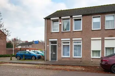 88m2 house to rent for 2500€/month in Kalsdonksestraat, Roosendaal