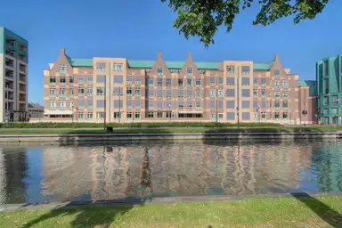 136m2 apartment to rent for 1523€/month in Frans Joseph van Thielpark 37, Helmond