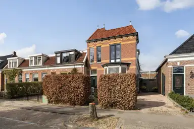 180m2 house to rent for 1800€/month in Huizumerlaan, Leeuwarden