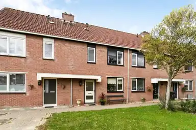 98m2 house to rent for 1850€/month in Zeggehof 270, Purmerend