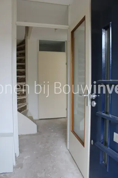 164m2 house to rent for 2385€/month in Talinglaan, Leidschendam