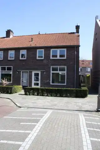 81m2 house to rent for 1050€/month in Jasmijnstraat 2856, Almelo