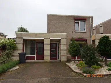 155m2 house to rent for 1634€/month in Bisschop Lindanusstraat 28, Venlo