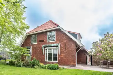 175m2 house to rent for 3150€/month in Lagewaard 57, Koudekerk aan den Rijn