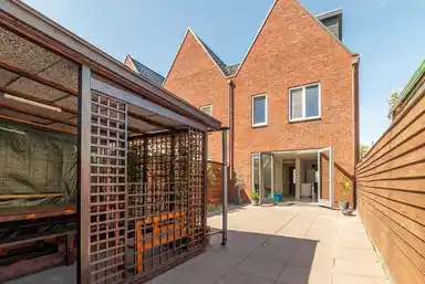 115m2 house to rent for 2500€/month in Bloemstraat 1502, Zaandam