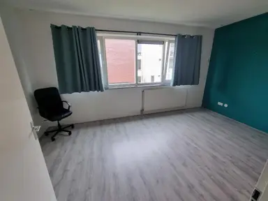 15m2 room to rent for 825€/month in Elemastraat 175, Nieuw-Vennep