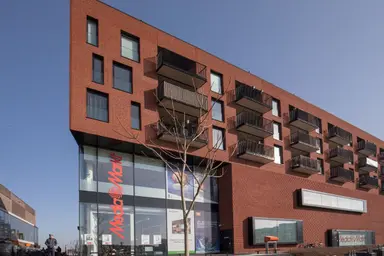 95m2 apartment to rent for 1550€/month in Eemplein 11, Amersfoort