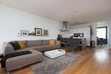 117m2 apartment to rent for 2350€/month in Klaroenstraat 381, Rijswijk