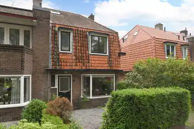 129m2 house to rent for 2650€/month in Gijsbrecht van Amstelstraat 88, Hilversum