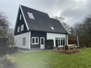 202m2 house to rent for 4500€/month in Zuidlaan 69, Bergen