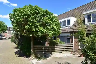 101m2 house to rent for 2150€/month in Tjalkwerf, Zoetermeer