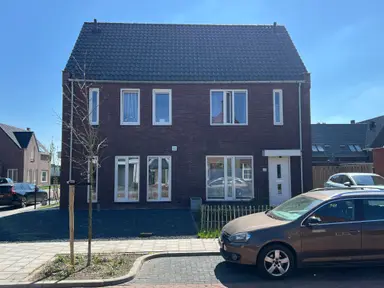 95m2 house to rent for 1650€/month in Herman de Ruijterstraat, Poederoijen