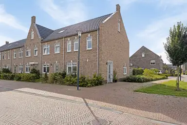 120m2 house to rent for 1925€/month in Janus Baulingstraat 81, Deventer