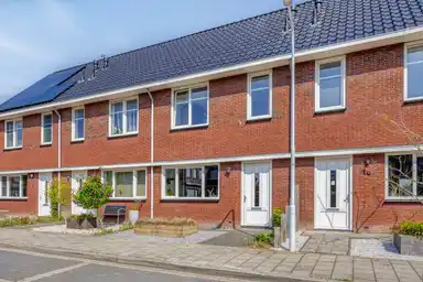 117m2 house to rent for 1095€/month in Jacoba van Beierenstraat 1, Biervliet